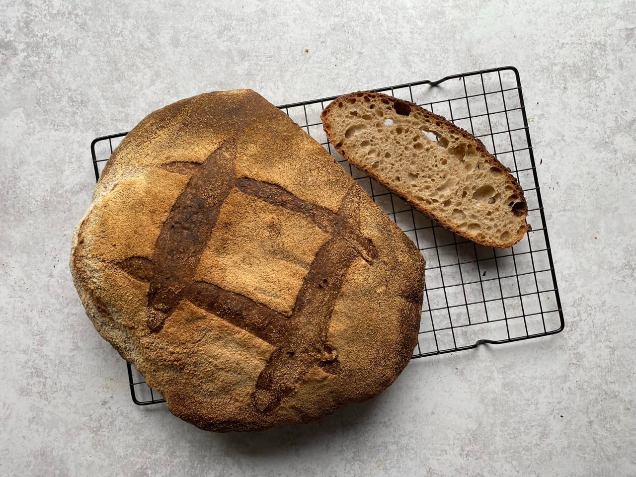Chleb bieszczadzki (pszenno-orkiszowy)